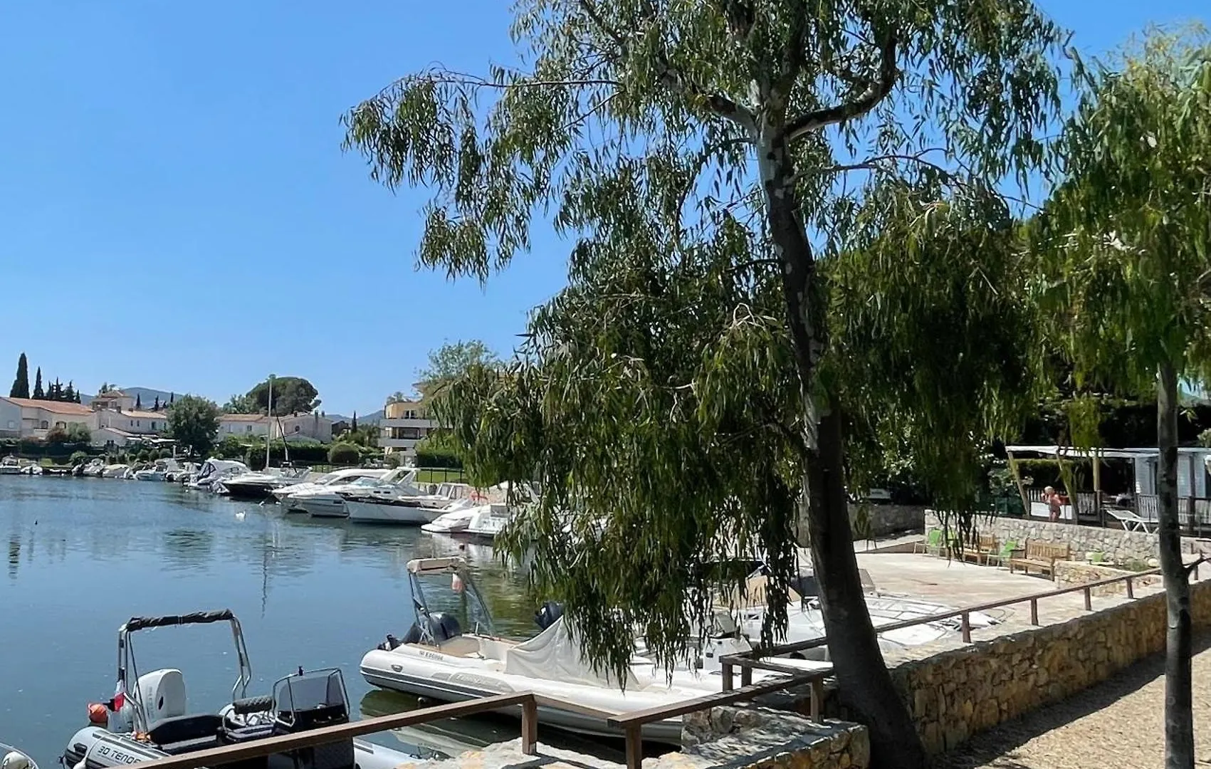Hôtel Camping Les Cigales à Mandelieu